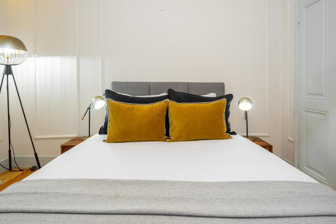 Whome Luxury Stay In Prime Location W/ Ac, Lift & Private Patio Lisboa Dış mekan fotoğraf